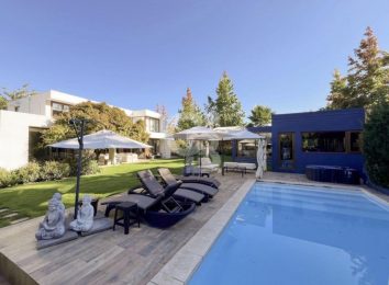Casa Mediterránea En Los Trapenses, Cercana A Colegios