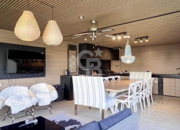 Casa Mediterránea En Los Trapenses, Cercana A Colegios